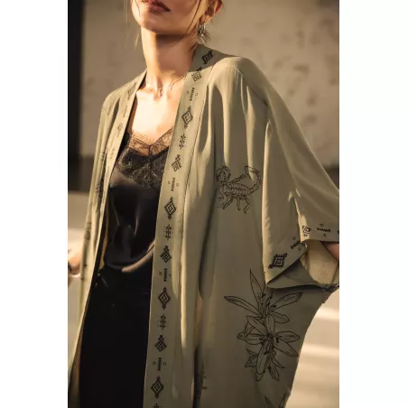 Kanna Sahara Trip Kimono à motifs