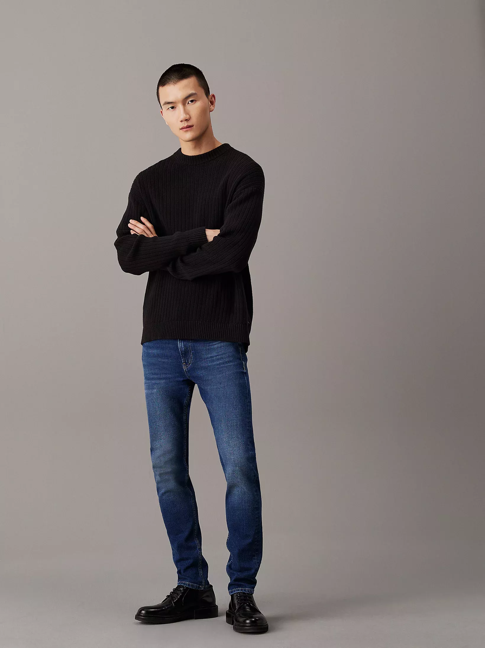 Slim Tapered Jeans