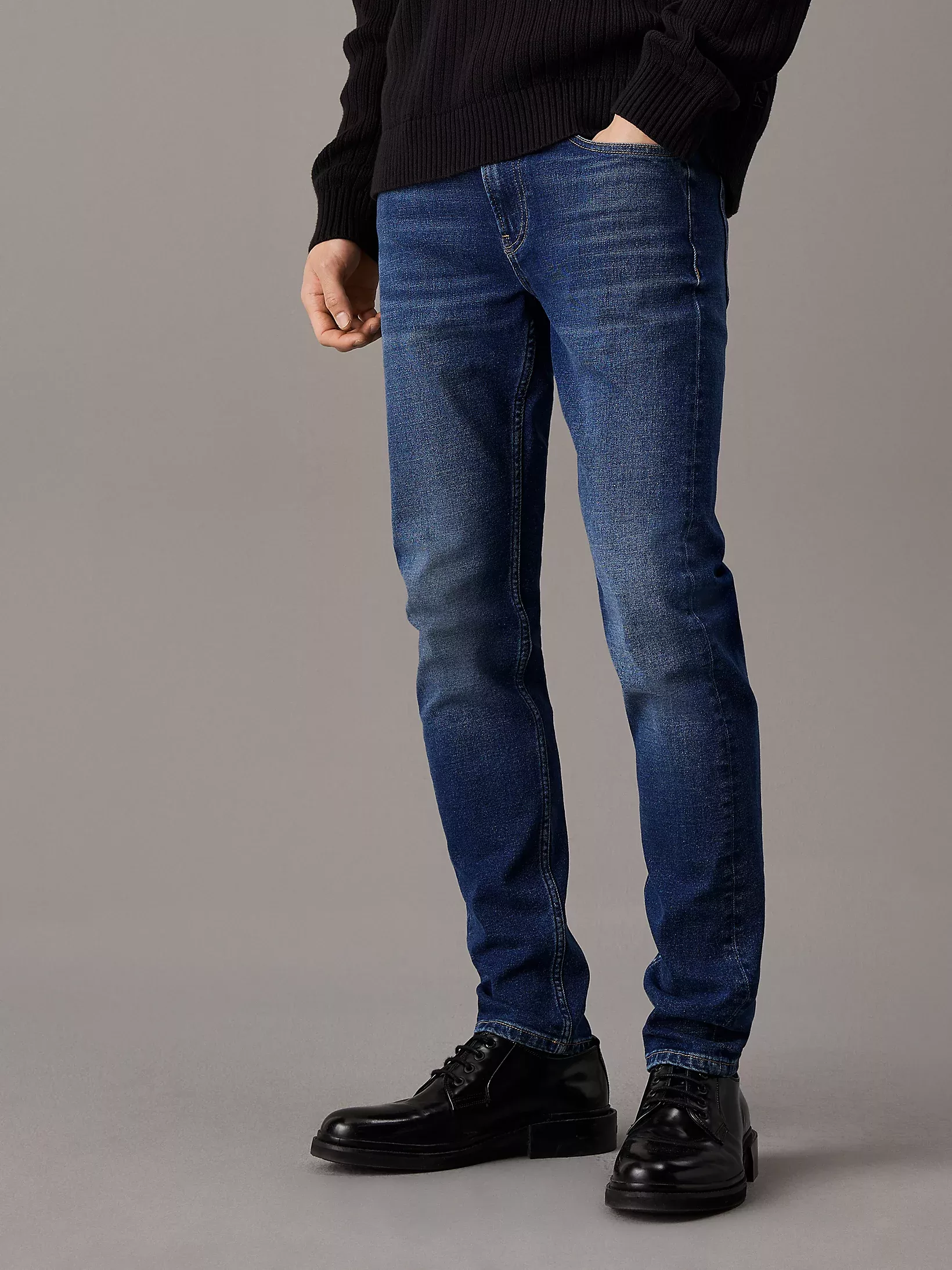 Slim Tapered Jeans